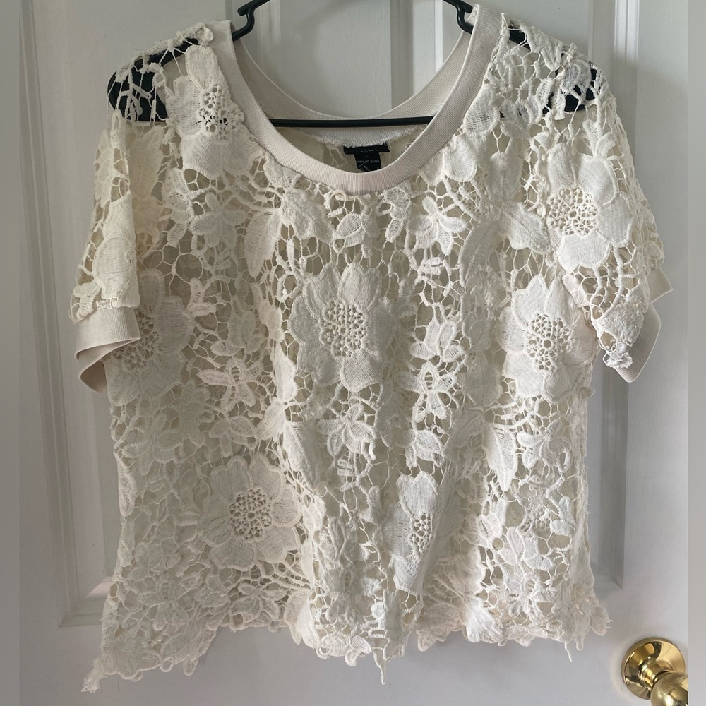 Rue21 lace crop top